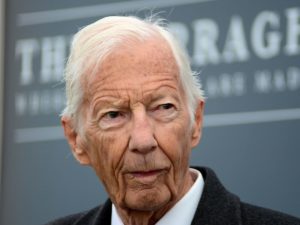 On which horse did Lester Piggott win his final Classic?  