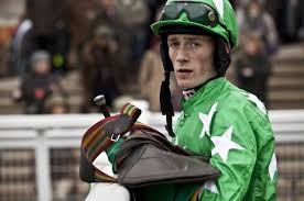What's Sam Twiston-Davies' strike rate for his father? 